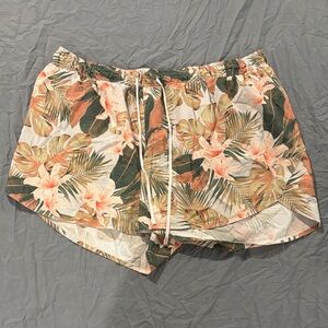 Old Navy Tropical Floral Women's Athletic Shorts